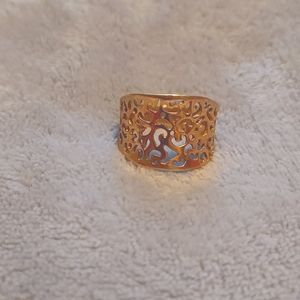 Gold ring